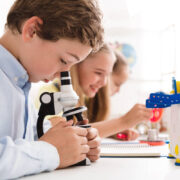 Τι ακριβώς σημαίνει γονεϊκότητα στηριγμένη στον σεβασμό