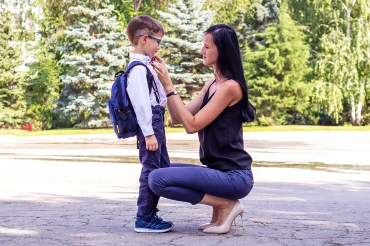 Η συγγραφέας Christina Crawford σε ένα εξομολογητικό κείμενο μας εξηγεί γιατί ενθουσιάστηκε όταν ο γιος της την αποκάλεσε αυστηρή