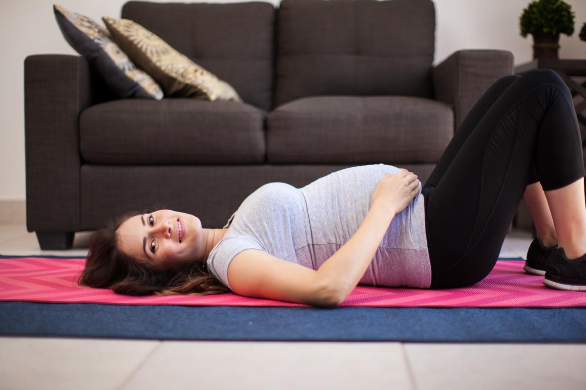 Ποιες ασκήσεις μπορείτε να κάνετε με ασφάλεια στην εγκυμοσύνη για να παραμείνετε σωματικά δραστήριες