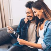 Μια νέα μελέτη δείχνει ότι οι άνδρες που σηκώνουν τακτικά βαριά αντικείμενα στη δουλειά έχουν υψηλότερο αριθμό σπερματοζωαρίων