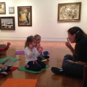 Η επαφή με την τέχνη προσφέρει στα παιδιά πολλά οφέλη, υποστηρίζουν οι ειδικοί παιδικής ανάπτυξης