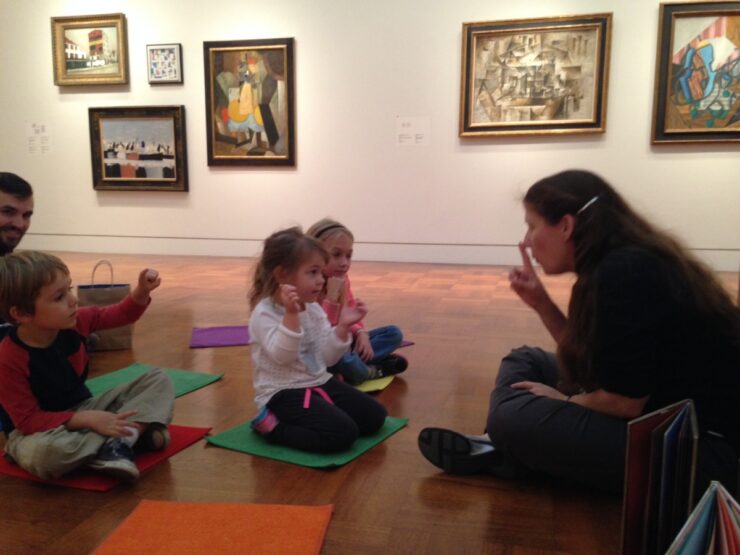 Η επαφή με την τέχνη προσφέρει στα παιδιά πολλά οφέλη, υποστηρίζουν οι ειδικοί παιδικής ανάπτυξης