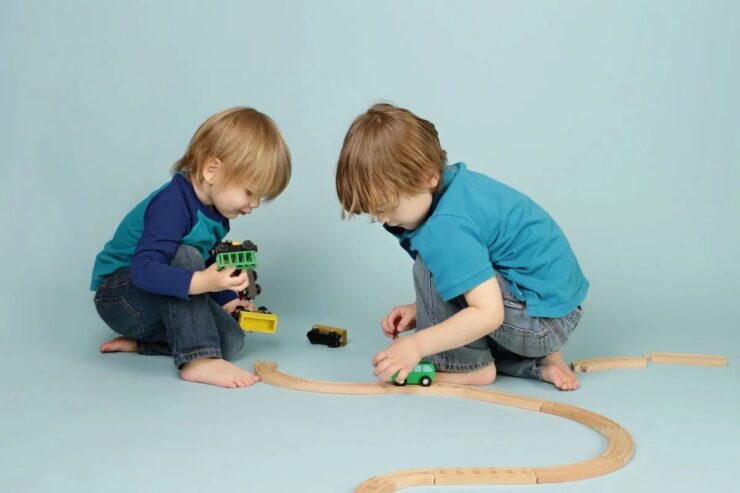 Υπάρχουν ορισμένες αξίες που θα θέλαμε να έχουν τα παιδιά μας. Πώς όμως θα τις διδάξουμε;