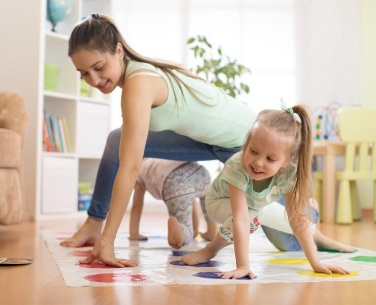 Το παιδικό παιχνίδι δεν είναι πάντα εύκολο για τους ενήλικες, εξηγεί ένας ειδικός. Ακολουθούν τέσσερις συμβουλές για να διευκολύνετε τη συμμετοχή σας στο παιχνίδι.