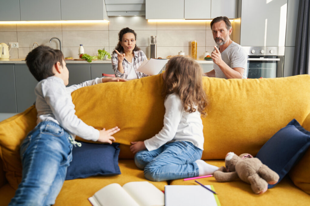 Η αυταρχική ανατροφή μπορεί να κάνει δυσκολότερη την επιτυχία ενός παιδιού – Να γιατί