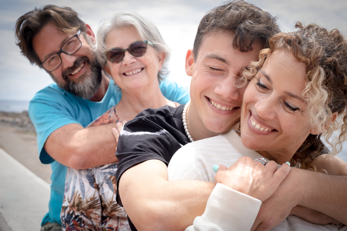 Γιορτάζουμε την πιο τρυφερή μέρα - 21/1 Παγκόσμια Ημέρα Αγκαλιάς! 