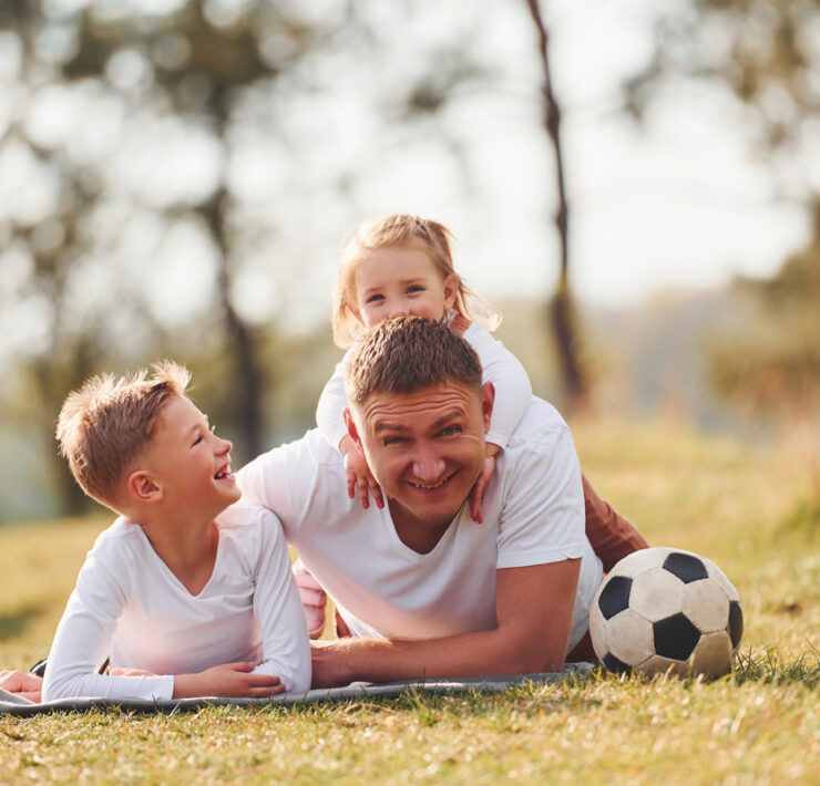 Χτίζοντας ισχυρότερους δεσμούς: Δραστηριότητες πατέρα-παιδιού για κάθε ηλικία