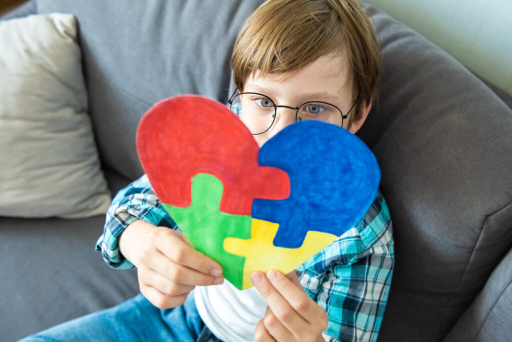 Πώς η διάγνωση του αυτισμού του παιδιού μου με έκανε καλύτερη μαμά