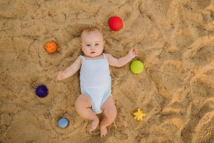 Αισθητηριακό παιχνίδι: 7 οφέλη που προσφέρει στην ανάπτυξη του μωρού σας