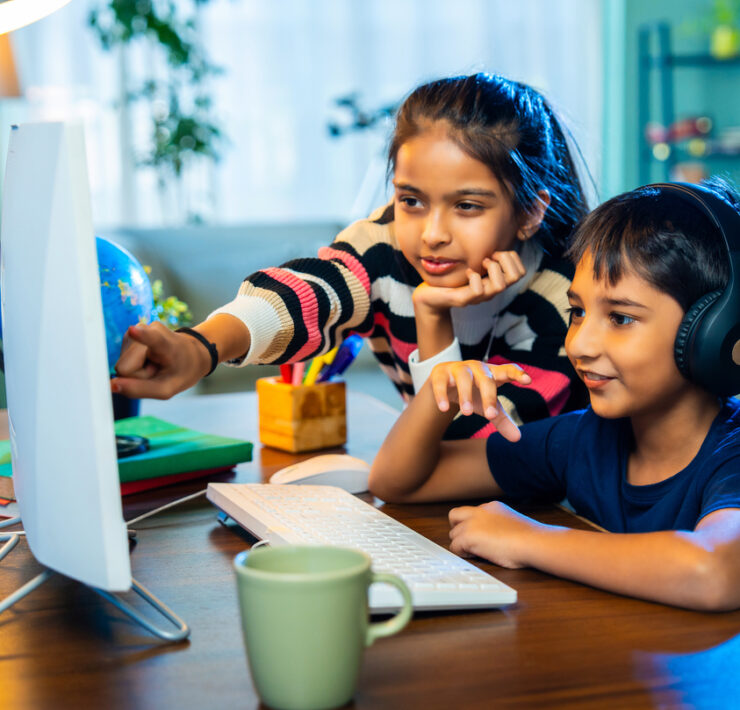 Πώς η ζωή σε έναν ψηφιακό κόσμο αλλάζει τον εγκέφαλο των παιδιών, σύμφωνα με τη νευρολόγο Δρ. Amanda Sacks-Zimmerman