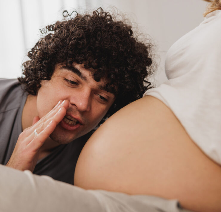 Επιστήμονες μόλις ανακάλυψαν ότι τα μωρά αναγνωρίζουν τη γλώσσα νωρίτερα από το αναμενόμενο