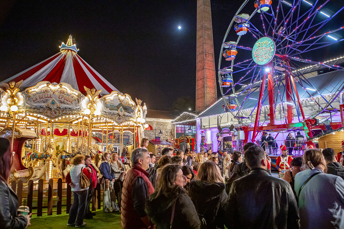 Ζήστε τη μαγεία των Χριστουγέννων στην Τεχνόπολη Δήμου Αθηναίων, 22 Νοεμβρίου 2025 – 6 Ιανουαρίου 2026, στο ΔΕΗ Christmas Factory