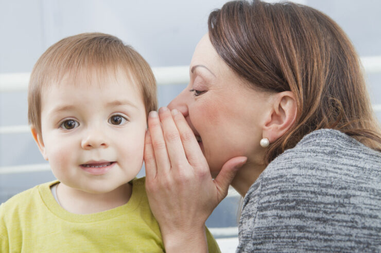 Η λογοθεραπεύτρια Marie Martinez προτείνει 5 απλούς τρόπους για να ενισχύσετε τις επικοινωνιακές δεξιότητες του νηπίου σας