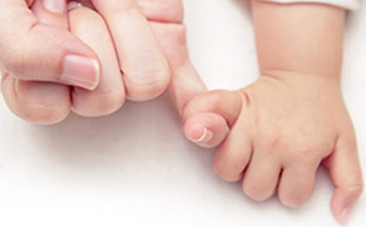 Για 8η χρονιά τα πρόωρα μωράκια και οι οικογένειές τους στηρίζονται με δράσεις που αγγίζουν την καρδιά, από τα Pampers®