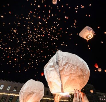 Δήμος Αθηναίων: Χριστουγεννιάτικη Αγορά, Santa Run, συναυλίες και πάρτι, δράσεις για παιδιά, δίνουν ρυθμό στη μαγεία των γιορτών