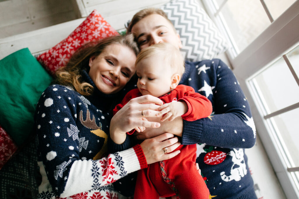 Φέτος τα Χριστούγεννα, κάντε ένα δώρο στον εαυτό σας: 10 τρόποι να γλιτώσετε το άγχος της «Τέλειας Γιορτής»