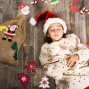 Χριστουγεννιάτικα δώρα: Γιατί δεν χρειάζεται να βρείτε το «τέλειο» εκπαιδευτικό παιχνίδι για να μεγαλώσετε μια ιδιοφυΐα