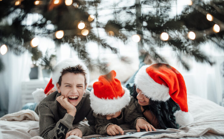 «Φέτος δεν θα πάρω δώρο στα παιδιά μου»: Η απόφασή μου να ζήσουμε Χριστούγεννα χωρίς πακέτα κάτω από το δέντρο