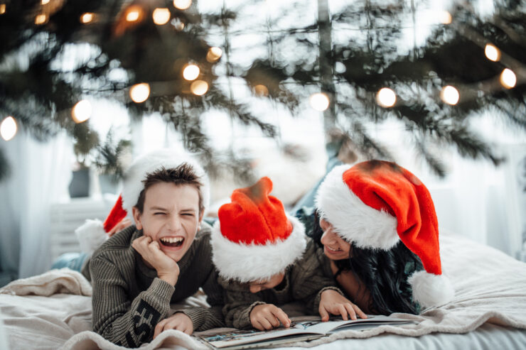 «Φέτος δεν θα πάρω δώρο στα παιδιά μου»: Η απόφασή μου να ζήσουμε Χριστούγεννα χωρίς πακέτα κάτω από το δέντρο