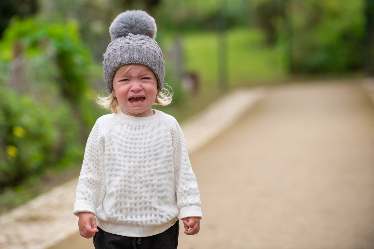 «Μαμά θέλω άλλο, αυτό έσπασε!»: Το δράμα του σπασμένου μπισκότου και το κλειδί για την ανθεκτικότητα παιδιού σας