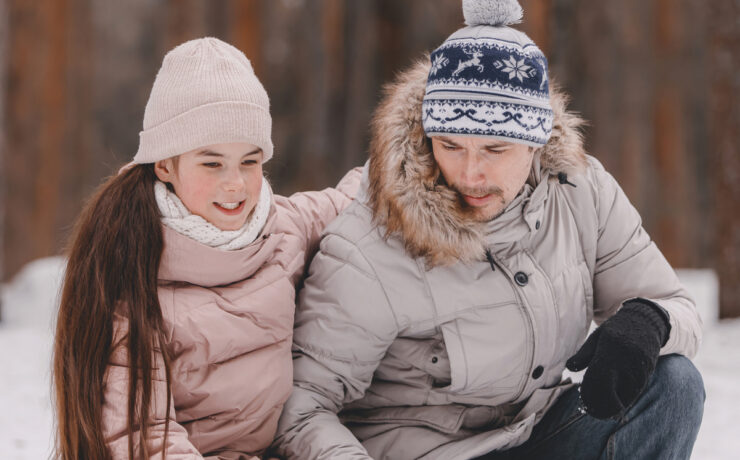 Εφηβεία και σχέσεις: Τι χρειάζονται πραγματικά οι έφηβοι από εσάς (ακόμα κι αν δεν θα σας το πουν ποτέ)