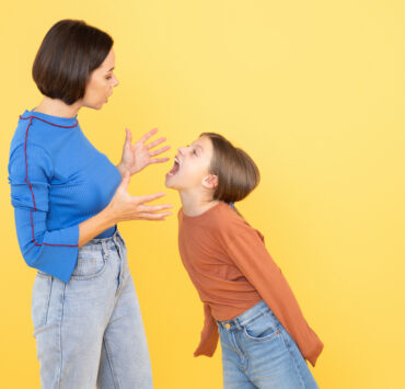 Όρια: Γιατί η αγάπη από μόνη της δεν αρκεί για να αλλάξει τη συμπεριφορά του παιδιού (και τι λείπει από την εξίσωση)