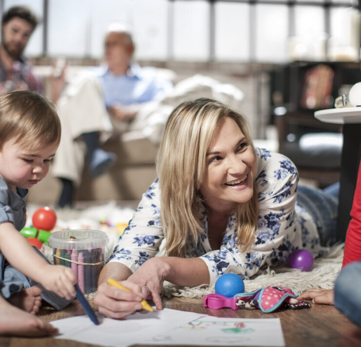 Ψηφιακός «επαναπροσδιορισμός»: 7 απλοί τρόποι να αλλάξετε τις σχέσεις της οικογένειάς σας με τις οθόνες το 2026