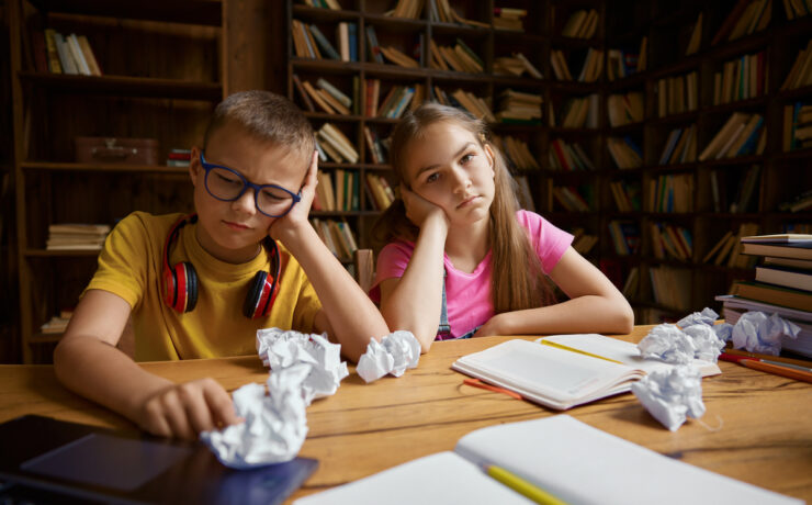 Τα παιδιά δυσκολεύονται όλο και περισσότερο να συγκεντρωθούν – και δεν είναι δικό τους το φταίξιμο… δείτε πώς να τα βοηθήσετε