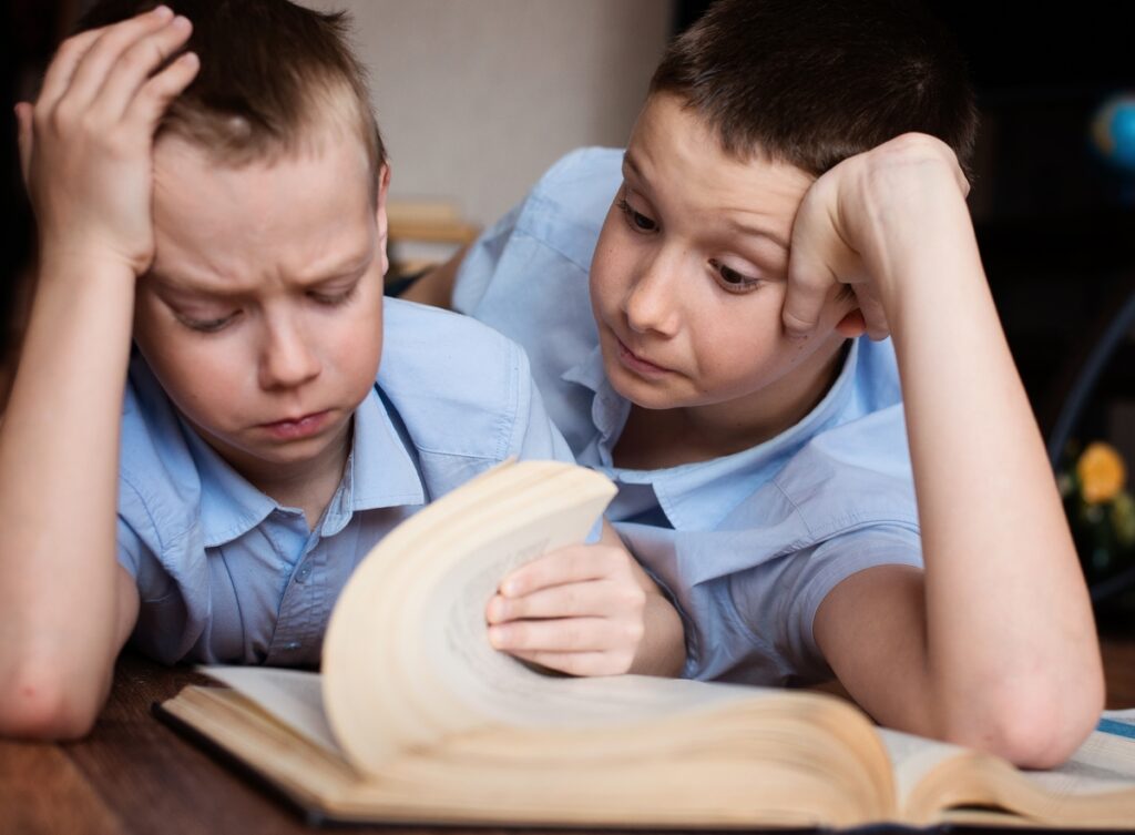 Τα παιδιά δυσκολεύονται όλο και περισσότερο να συγκεντρωθούν – και δεν είναι δικό τους το φταίξιμο… δείτε πώς να τα βοηθήσετε