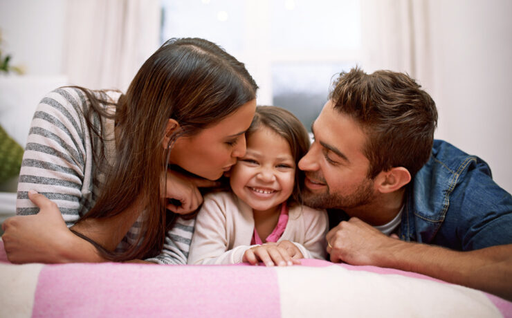 Άνευ όρων αγάπη: 10 απρόσμενοι τρόποι που το παιδί σας χρειάζεται να τη δείχνετε