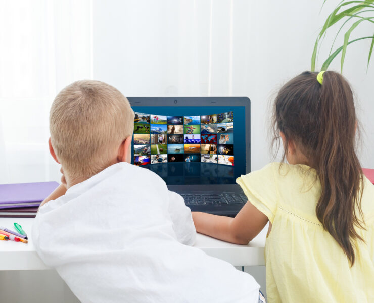 Ως μαμά, να γιατί νιώθω ανακούφιση και προβληματισμό για την καταδίκη Google και Meta