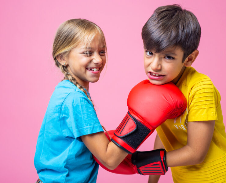 Η μαγική φράση που σταματά τους καβγάδες των παιδιών