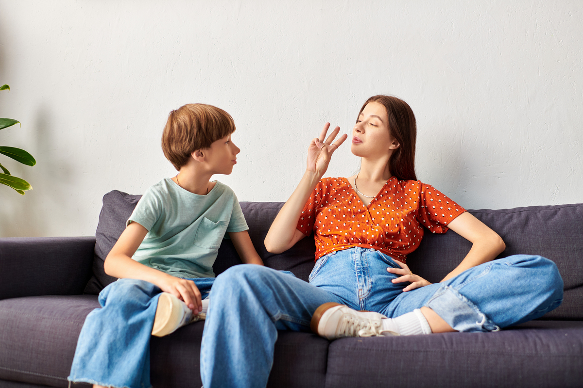 7 λόγοι που το παιδί σας δεν ακούει (και τι να κάνετε γι’ αυτό)