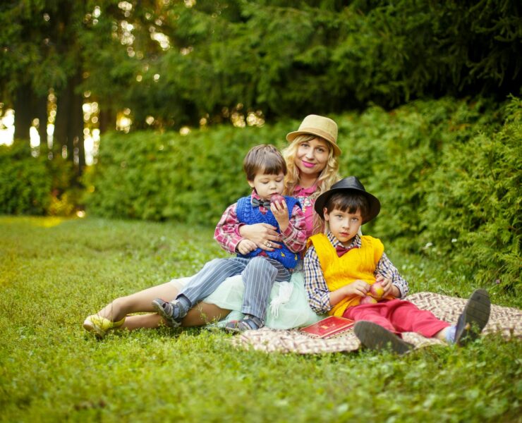 40 καταπληκτικά οφέλη του παιχνιδιού στη φύση για τα παιδιά