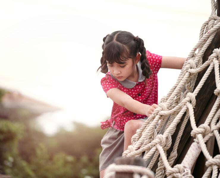 Πώς να χτίσετε αυτοπεποίθηση στα παιδιά: πρακτικές στρατηγικές για γονείς