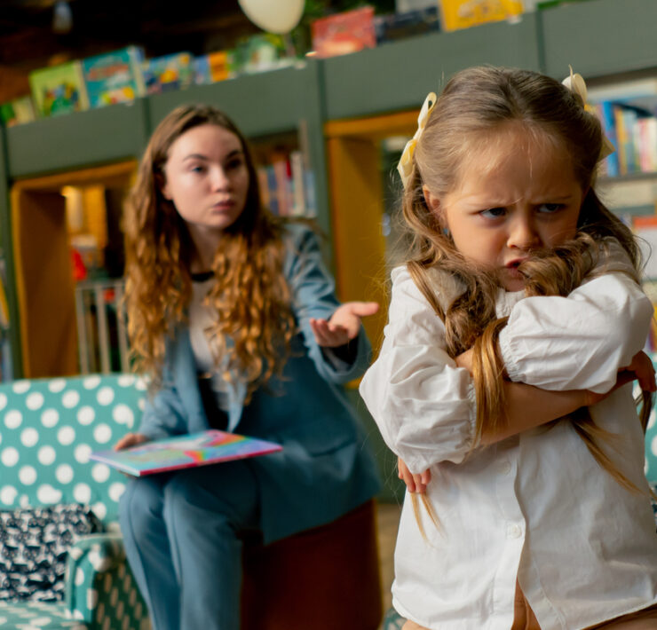 Διαχείριση θυμού στα παιδιά: Οδηγός θεραπευτή με στρατηγικές που φέρνουν ηρεμία