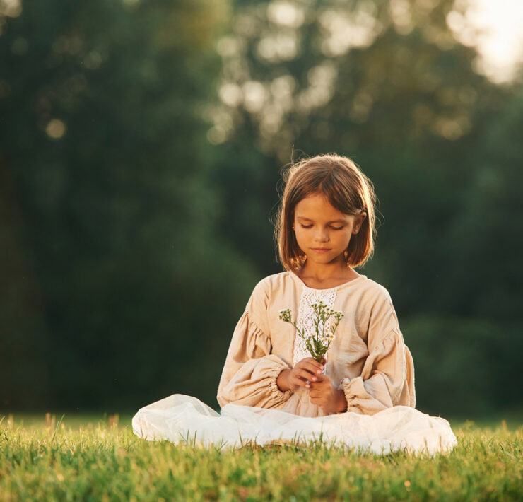Ενσυνειδητότητα για παιδιά: 8 οφέλη που αλλάζουν τον εγκέφαλο και τη συμπεριφορά