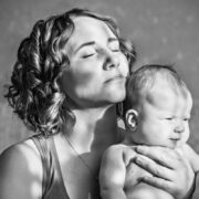 Μητρικό ένστικτο: Η επιστημονική βάση της διαίσθησης