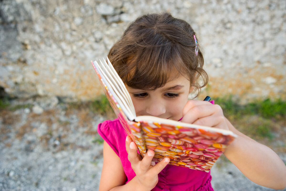 10 σημάδια χαρισματικότητας στα παιδιά: ενδείξεις που αναγνωρίζουν γονείς και εκπαιδευτικοί