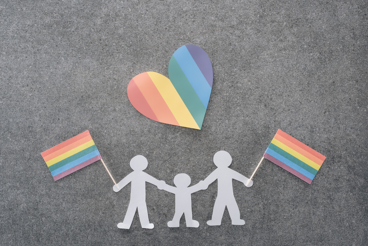 5 ουσιαστικοί τρόποι για να στηρίξετε το LGBTQ+ παιδί σας
